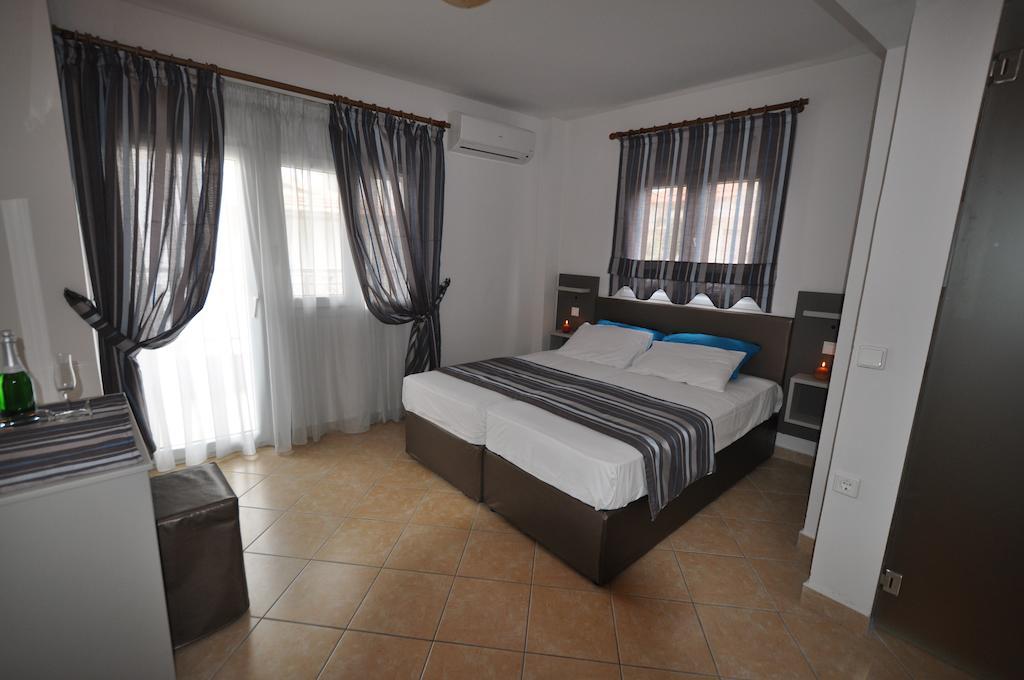 Hotel Asterias Limenaria  Bilik gambar